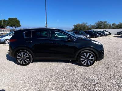 Kia Sportage 2WD Style,UNICO PROPIETARIO,NEOPATENTATI Nero usata Corato