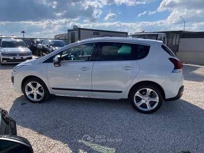 Peugeot 3008 Allure AUTOMATICA UNICO PROPIETARIO Bianco usata Corato