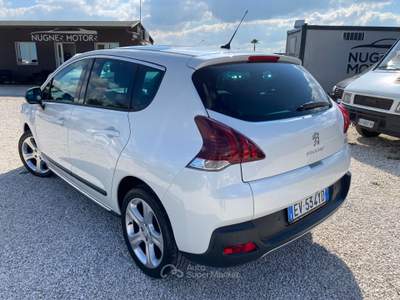 Peugeot 3008 Allure AUTOMATICA UNICO PROPIETARIO Bianco usata Corato