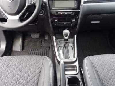 Suzuki Vitara 1.5 Hybrid A/T Comfort+ Bianco usata Castelnuovo Rangone