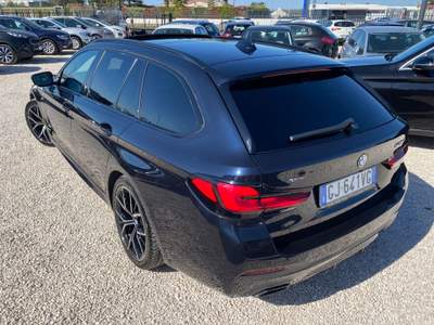 BMW Serie 5 520d 520d 48V xDrive Touring M SPORT IVA ESPOSTA UNICO PROPIETARIO TETTO Blu/Azzurro usata Corato