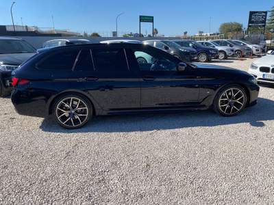 BMW Serie 5 520d 520d 48V xDrive Touring M SPORT IVA ESPOSTA UNICO PROPIETARIO TETTO Blu/Azzurro usata Corato