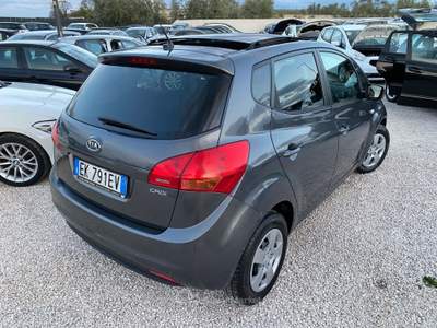 Kia Venga 90CV WGT Fullsky NEOPATENTATI UNICO PROPIETARIO Grigio usata Corato