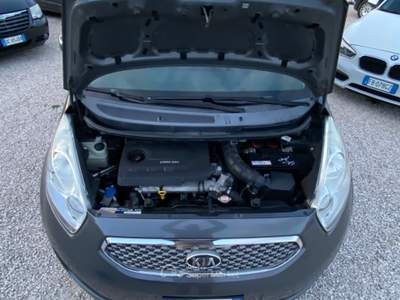 Kia Venga 90CV WGT Fullsky NEOPATENTATI UNICO PROPIETARIO Grigio usata Corato