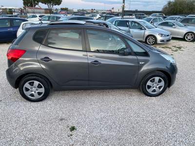 Kia Venga 90CV WGT Fullsky NEOPATENTATI UNICO PROPIETARIO Grigio usata Corato