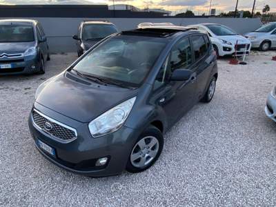 Kia Venga 90CV WGT Fullsky NEOPATENTATI UNICO PROPIETARIO Grigio usata Corato