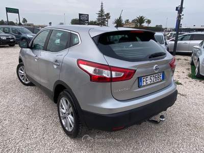 Nissan Qashqai Tekna GANCIO TRAINO,TELECAMERE 360*,NEOPATENTATI UNICO PROPIETARIO Argento usata Corato