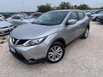 Nissan Qashqai Tekna GANCIO TRAINO,TELECAMERE 360*,NEOPATENTATI UNICO PROPIETARIO Argento usata Corato
