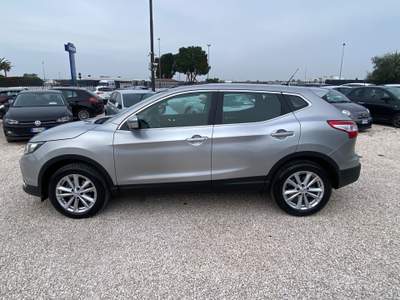 Nissan Qashqai Tekna GANCIO TRAINO,TELECAMERE 360*,NEOPATENTATI UNICO PROPIETARIO Argento usata Corato