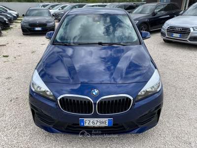BMW Serie 2 220d 216 216d Active Tourer Advantage Blu/Azzurro usata Corato