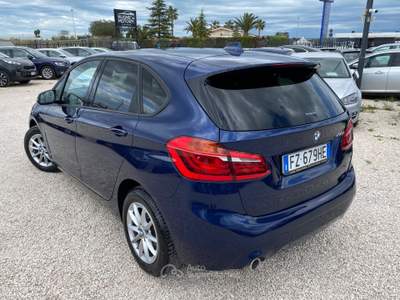 BMW Serie 2 220d 216 216d Active Tourer Advantage Blu/Azzurro usata Corato