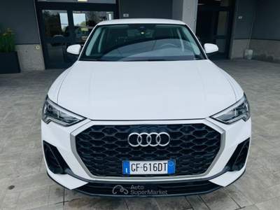 Audi Q3 SPB 45 TFSI e PHEV S tronic Bianco usata Capaccio