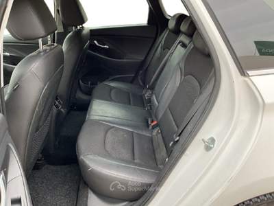 Hyundai i30 USATO Bianco usata RIZZICONI