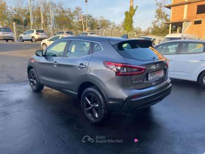 Nissan Qashqai 1.5 dCi 115 CV DCT Business Grigio usata Giugliano in Campania