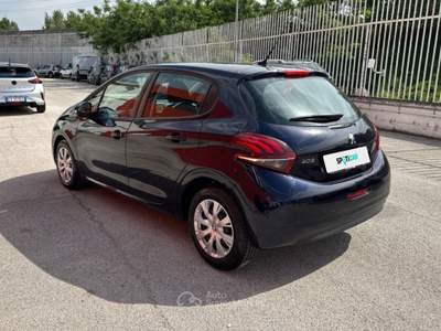 Peugeot 208 Active BlueHDi 75cv Blu/Azzurro usata Roma