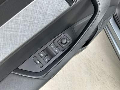 Skoda Karoq aziendale Grigio usata RIZZICONI