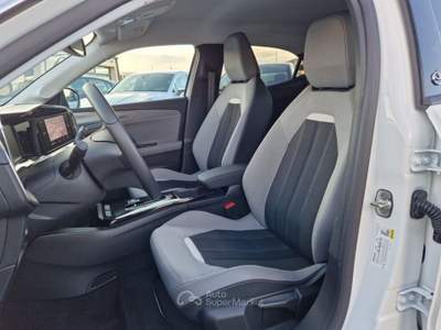 Opel Mokka-e Elegance Bianco usata Monopoli