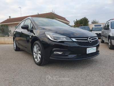 Opel Astra Sports Tourer Business Nero usata Monopoli