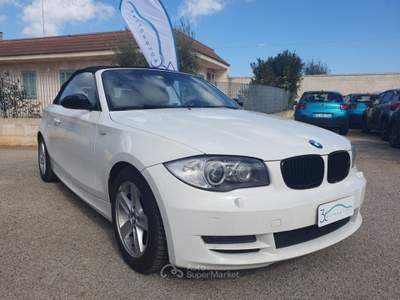 BMW Serie 1 120d 120d 177CV Cabrio Futura Bianco usata Monopoli