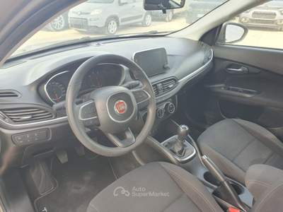 Fiat Tipo SW 1.3 Mjt 95CV S&S Lounge Oro usata Monopoli