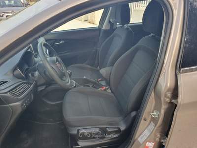 Fiat Tipo SW 1.3 Mjt 95CV S&S Lounge Oro usata Monopoli