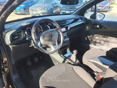 DS Automobiles DS 3 Ds DS3 1.2 82cv So Chic Cabrio *OK NEOPATENTATI* Nero usata Monopoli