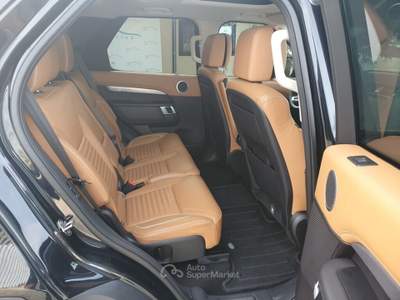 Land Rover Discovery 249 CV First Edition 7 posti Nero usata Monopoli