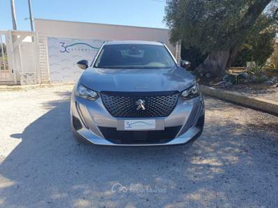 Peugeot 2008 1.2 100cv Allure Grigio usata Monopoli