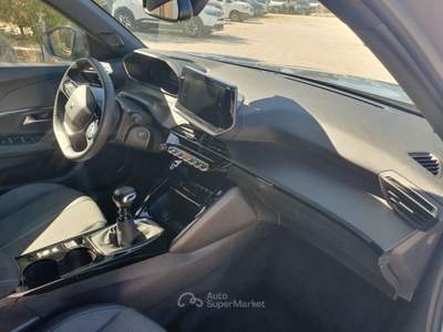 Peugeot 2008 1.2 100cv Allure Grigio usata Monopoli