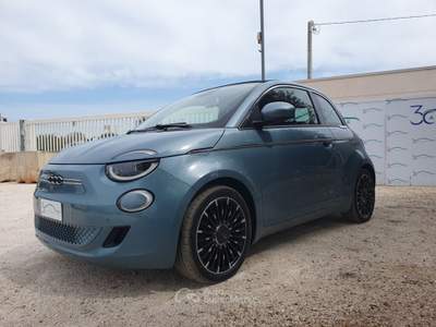 Fiat 500 500e Icon Cabrio 42 kWh Blu/Azzurro usata Monopoli
