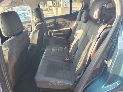 Citroen C5 Aircross 1.5 BHDi 130cv Shine Verde usata Monopoli