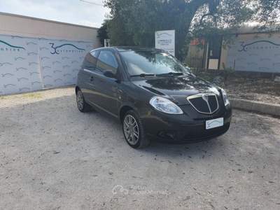 Lancia Ypsilon 16V 95cv 6marce Sport MomoDesign Nero usata Monopoli