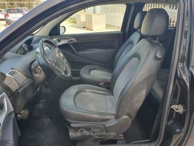 Lancia Ypsilon 16V 95cv 6marce Sport MomoDesign Nero usata Monopoli