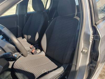 Peugeot 208 1.2 75cv 5 porte Active Pack Nero usata Monopoli