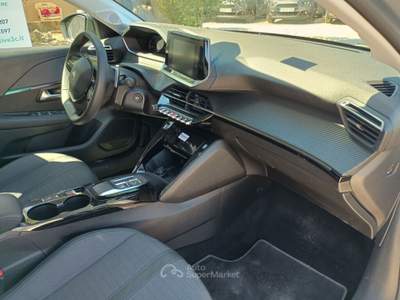 Peugeot 208 1.2 T 100cv EAT6 Allure Grigio usata Monopoli
