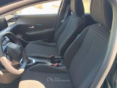 Peugeot 208 1.2 75cv Style Nero usata Monopoli