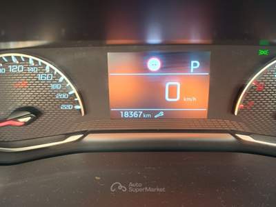 Peugeot 208 1.2 100cv EAT8 Allure Pack Grigio usata Monopoli