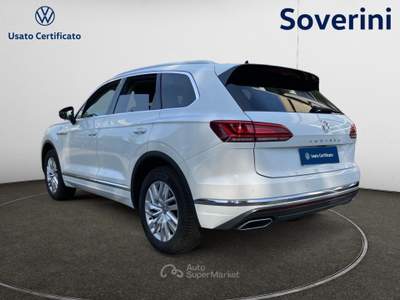 Volkswagen Touareg 3.0 V6 TDI SCR Elegance Bianco usata Bologna