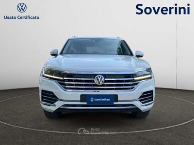 Volkswagen Touareg 3.0 V6 TDI SCR Elegance Bianco usata Bologna
