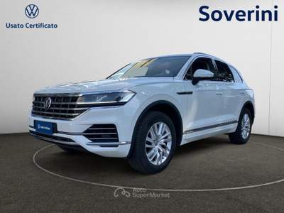 Volkswagen Touareg 3.0 V6 TDI SCR Elegance Bianco usata Bologna