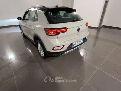 Volkswagen T-Roc 2.0 TDI SCR 150 CV DSG Life Bianco usata Albano Laziale