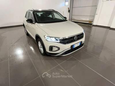 Volkswagen T-Roc 2.0 TDI SCR 150 CV DSG Life Bianco usata Albano Laziale