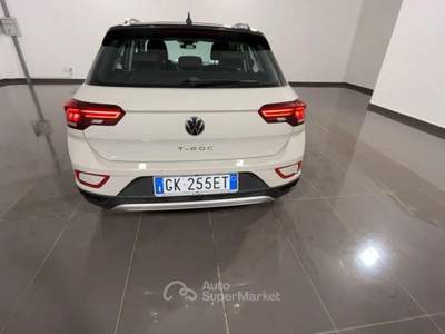 Volkswagen T-Roc 2.0 TDI SCR 150 CV DSG Life Bianco usata Albano Laziale