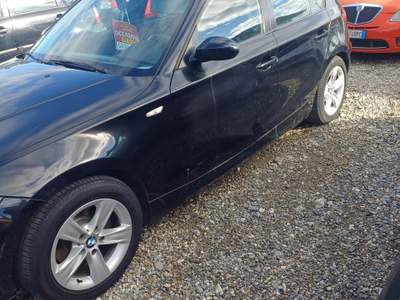 BMW Serie 1 118d BMW AUTOMATIC VENDITA Nero usata Cassano All’Ionio