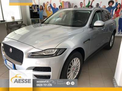 Jaguar F-Pace 2.0 D 180 CV AWD aut. Prestige Grigio usata Capaccio