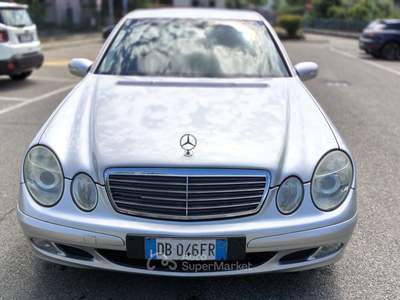 Mercedes-Benz Classe E 200 K METANO Argento usata SAN MARTINO SICCOMARIO