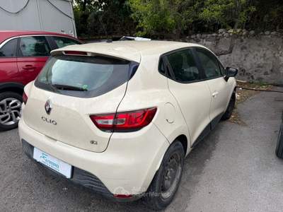 Renault Clio Renault Clio 1.5 Dci Incidentata Beige usata Pompei