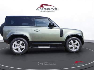 Land Rover Defender 3.0 AJ20-D6H AWD 3DR RWB X-Dynamic SE 200PS Auto Verde usata Corciano