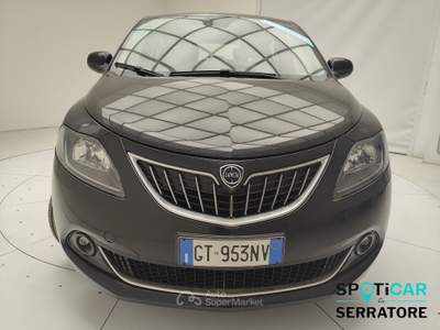 Lancia Ypsilon III 2021 1.0 firefly hybrid Platino s&s 70cv Grigio usata Erba