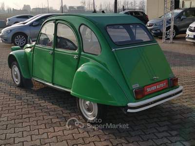 Citroen 2CV AZ Verde usata Crema